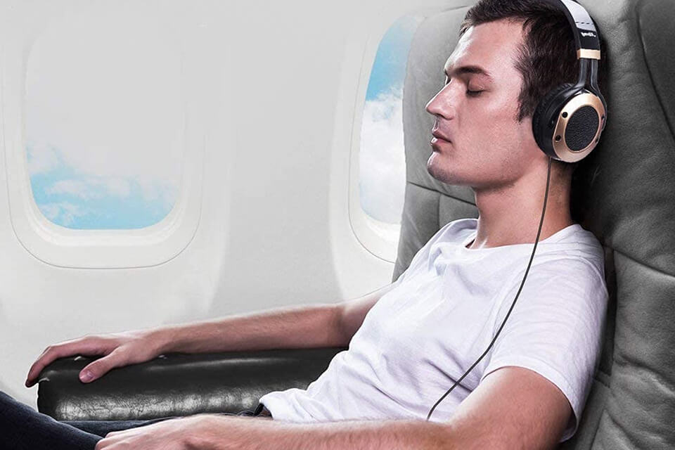 6 Best Battery Life Bluetooth Headphones in 2024