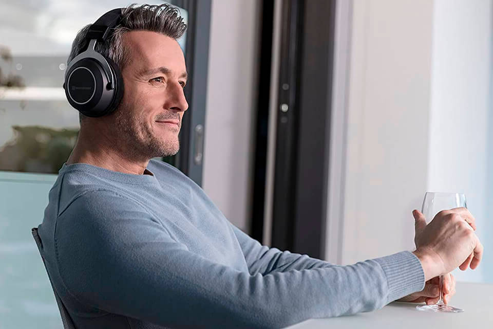 7 Best Wireless Audiophile Headphones in 2024
