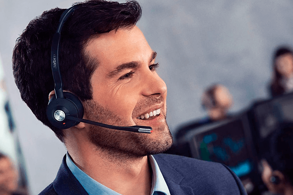 6 Best Wireless Headsets For Office Phone in 2024