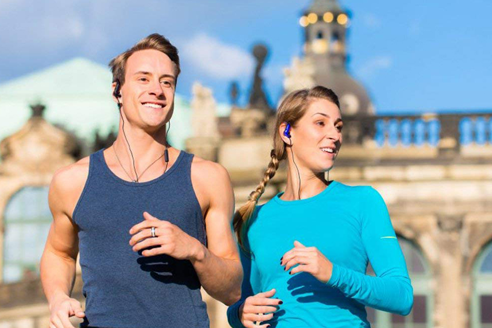 6 Best Wired Headphones For Running in 2024