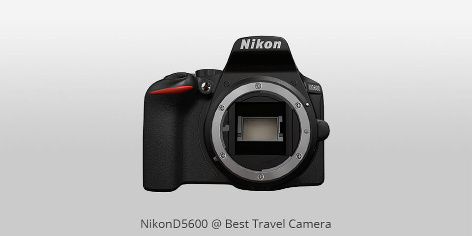 DSLR nikon travel camera