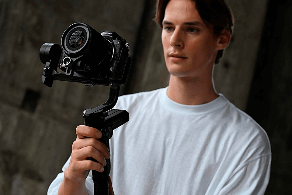 8 Best Lenses for Street Photography in 2024