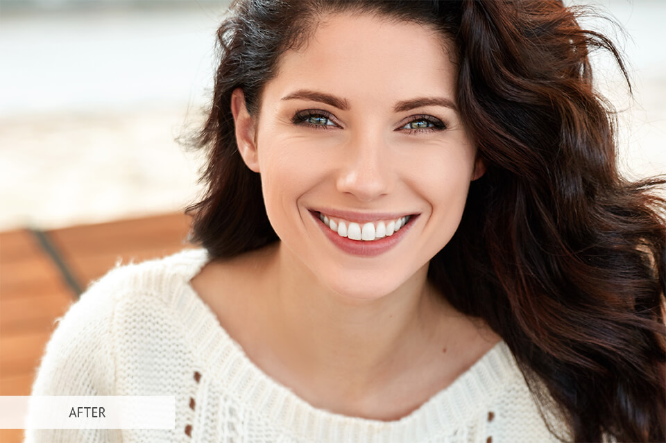 How to Whiten Teeth in Lightroom in 3 Steps (+FREE Brushes)