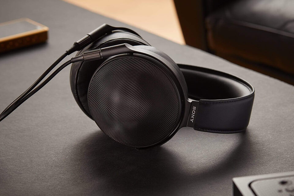 8 Best HiFi Headphones in 2024