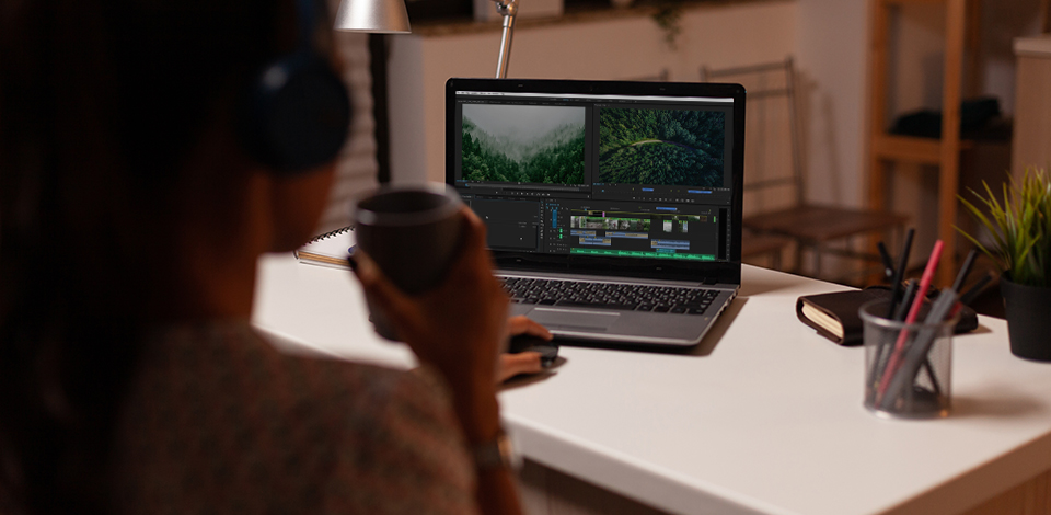 How to Become a Freelance Video Editor [Problems Revealed]