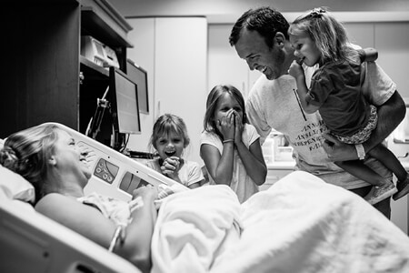 20 Melhores Fotógrafos de Nascimento para Inspiração