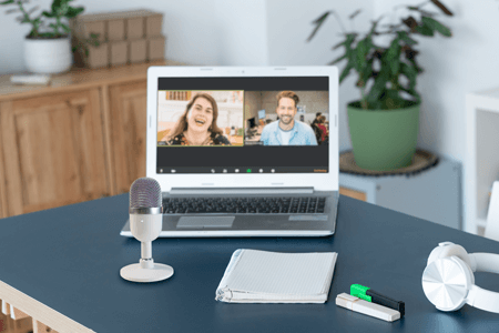 8 Best Microphones for Zoom Meetings in {{%year}}