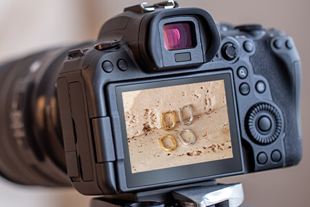 10 Best Cameras for Jewelry Photography to Have in {{%year}}