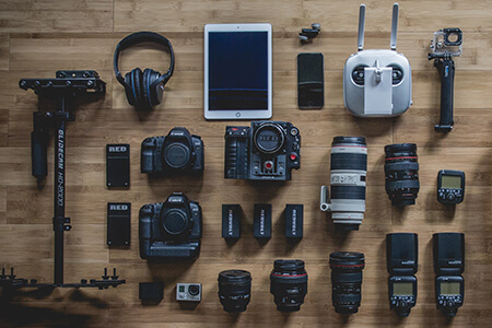 Wedding Photography Gear: {{%year}} Must-Have List