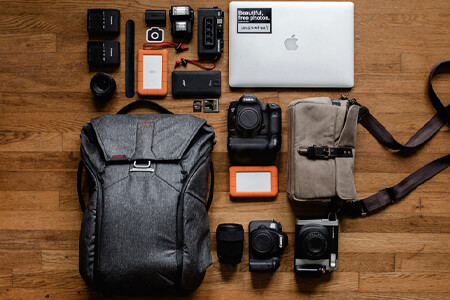 أفضل 12 حقيبة ظهر للكاميرا لتحمل معداتك وأجهزة الكمبيوتر المحمولة