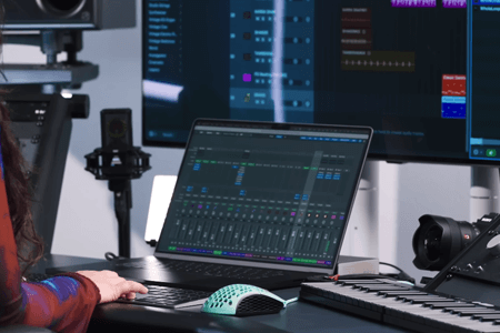 7 Best Laptops Pro Tools in {{%year}}