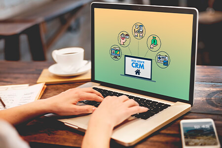 18 Best Real Estate CRM Software in {{%year}}