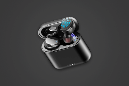 5 Best Earbuds For Small Ears in {{%year}}