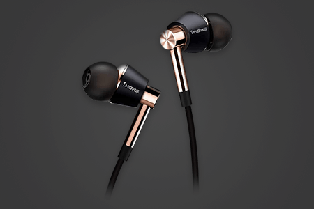 4 Best Gaming Earbuds in {{%year}}