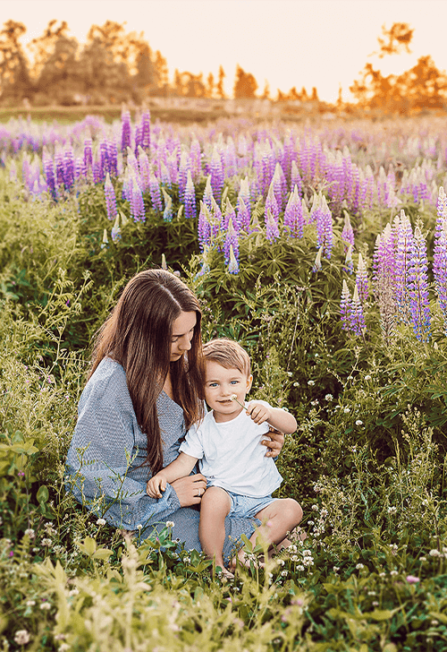 20 Spring Picture Ideas: Hacks for Picture-Perfect Shots