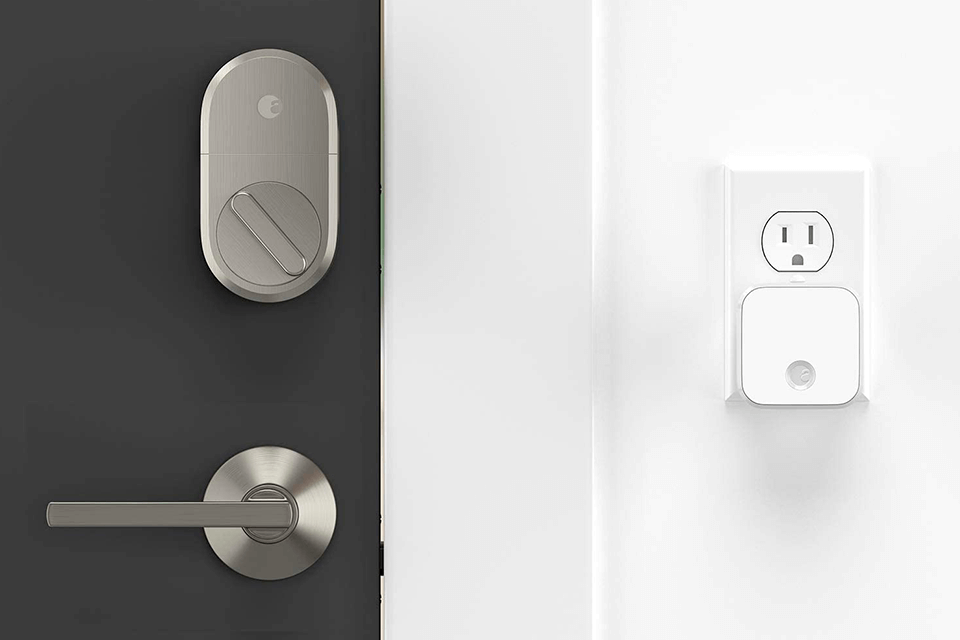 how to choose the best smart lock for airbnb