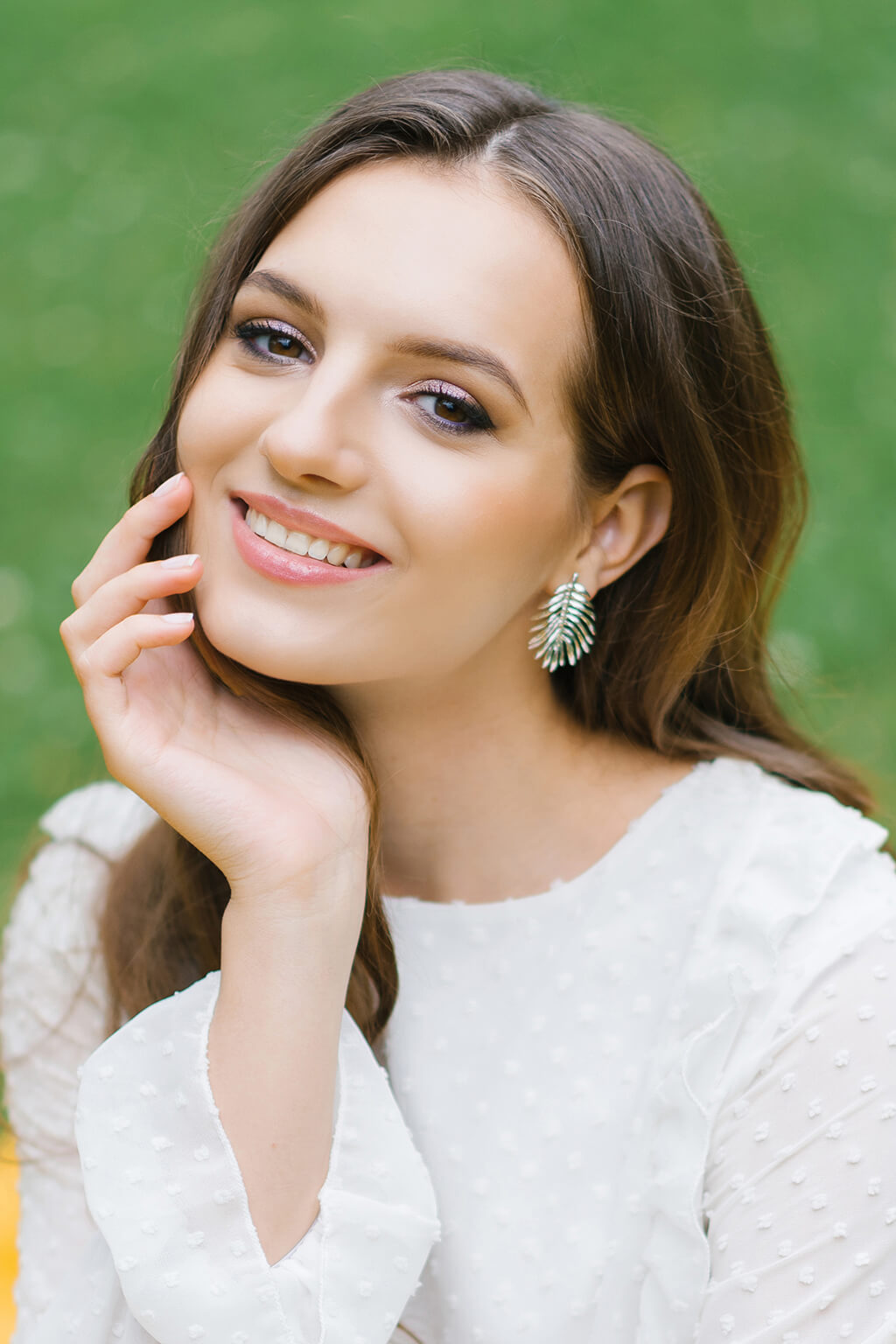 thêm hoa tai vào ảnh