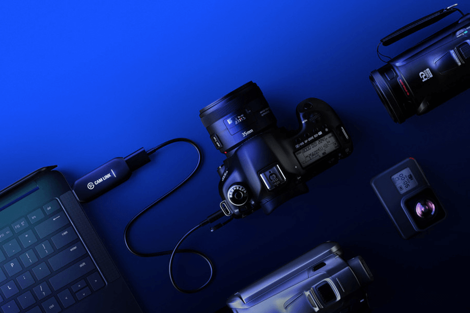 additional output main camera part