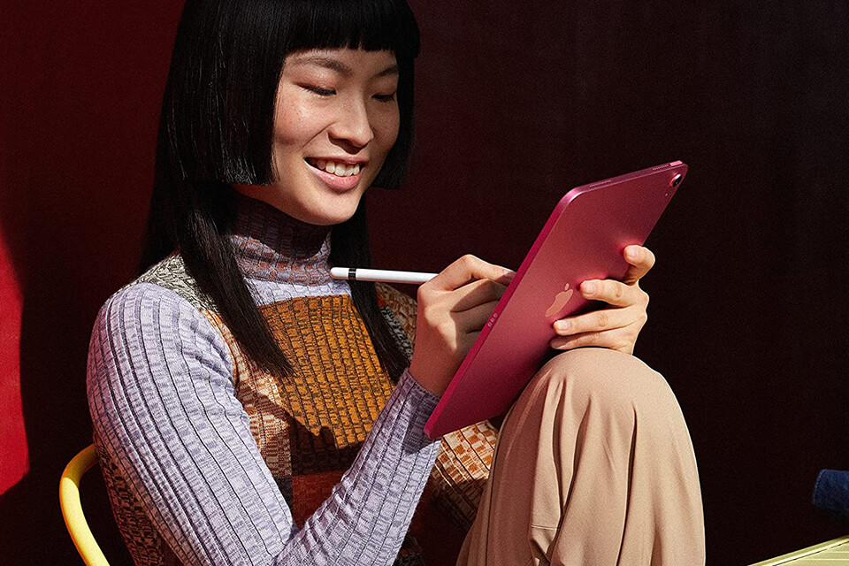 apple 10.9-inch ipad for procreate in work