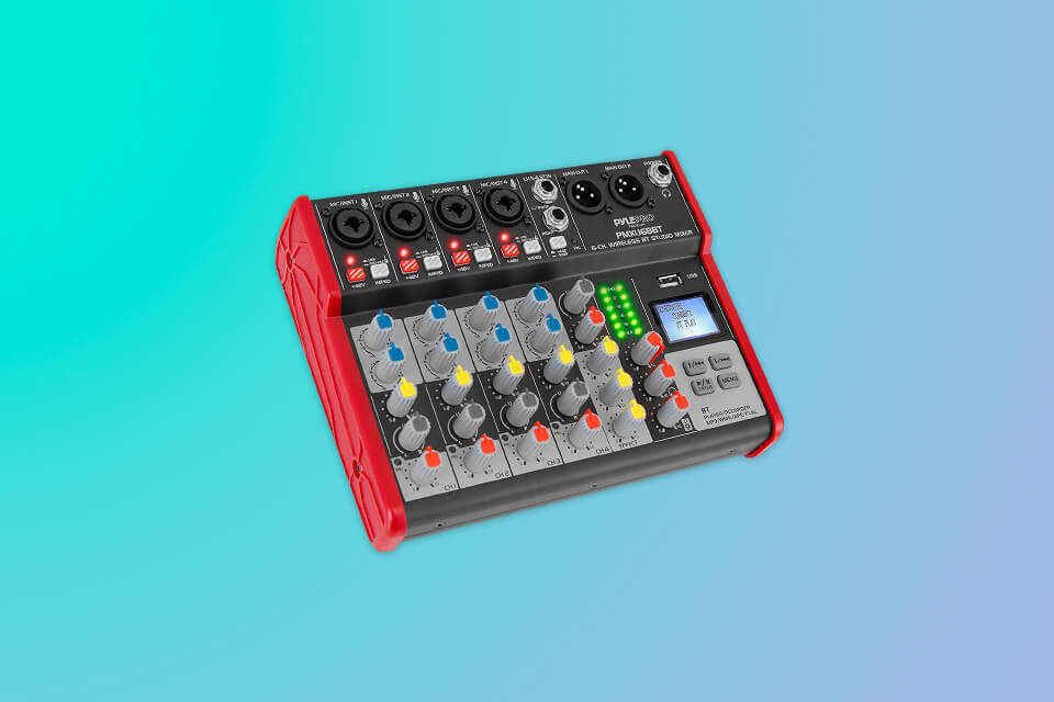 8 Best Audio Interfaces For Mixing in 2024