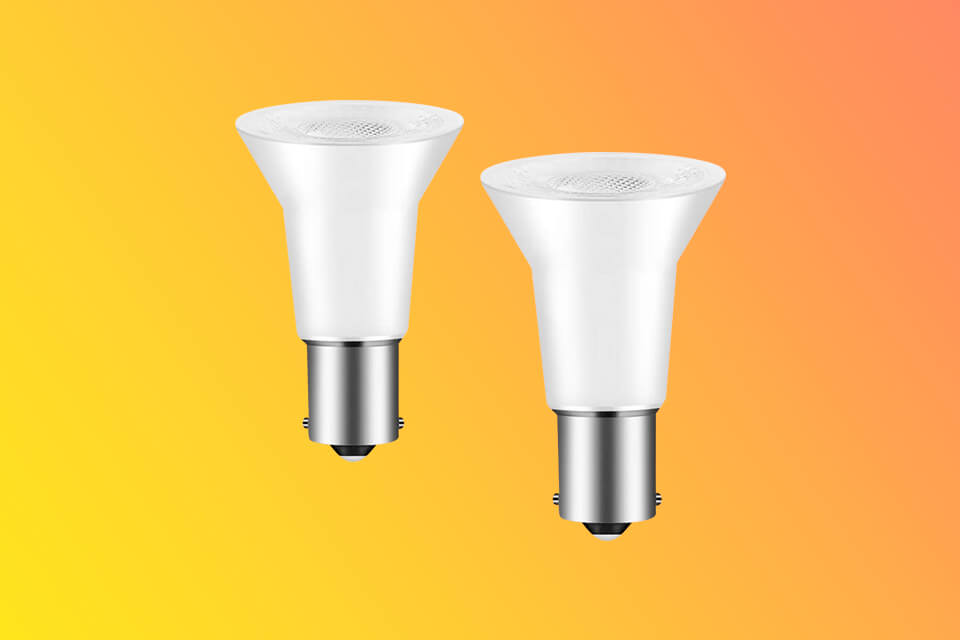 9 Best Light Bulbs For Reading in 2023