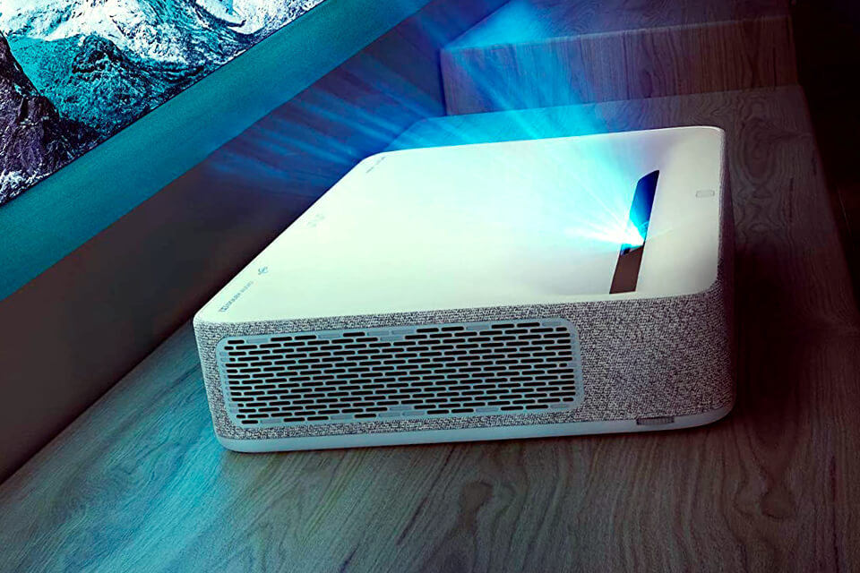 how to choose the best projectors for bright rooms