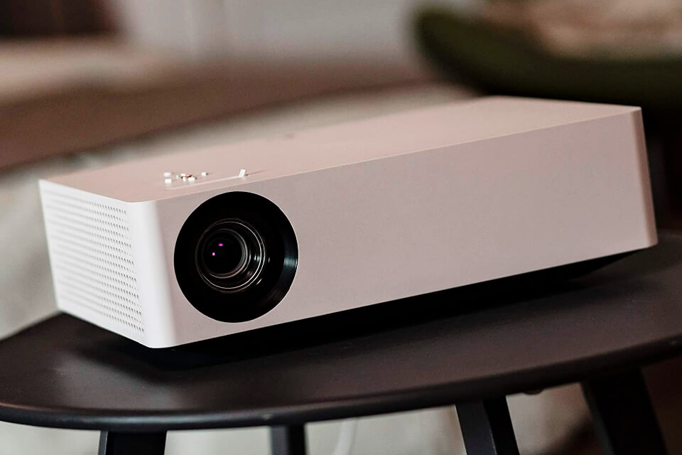 how to choose the best projectors for church