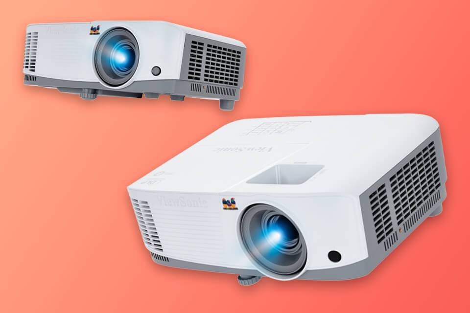 how to choose the best projector for golf simulator