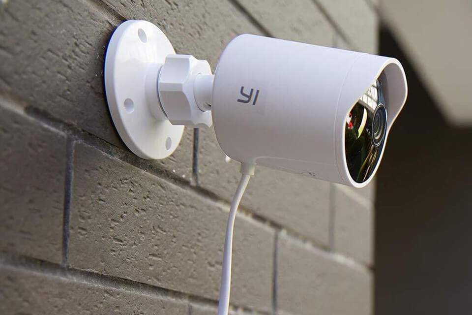 how to choose the best security camera for apartment