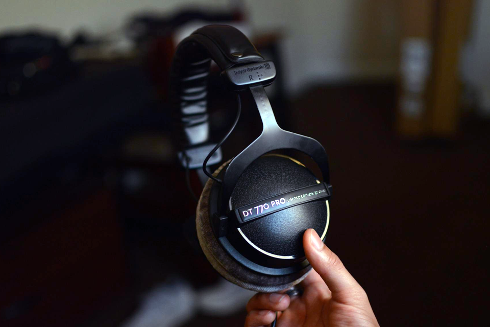 beyerdynamic dt 770 pro 250 noise cancelling headphones under 200 dollars lifestyle