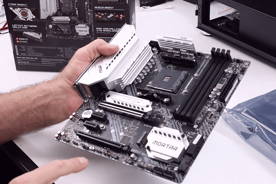 budget motherboard msi mag b550m mortar