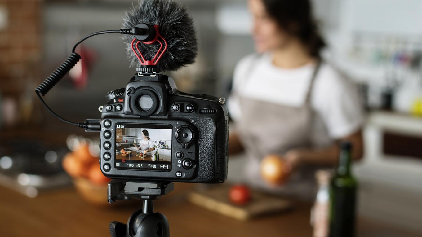 7 Best Canon Cameras for Video in August 2024