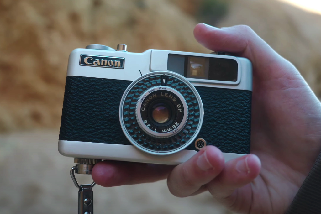 canon demi half frame film camera