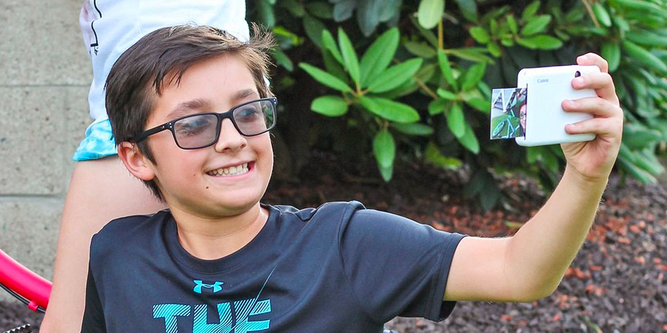 canon ivy cliq camera for kids lifestyle