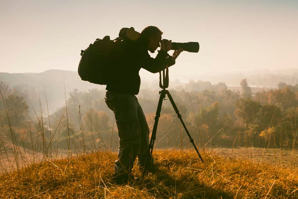 Carbon Fiber vs Aluminum Tripod: What to Choose?