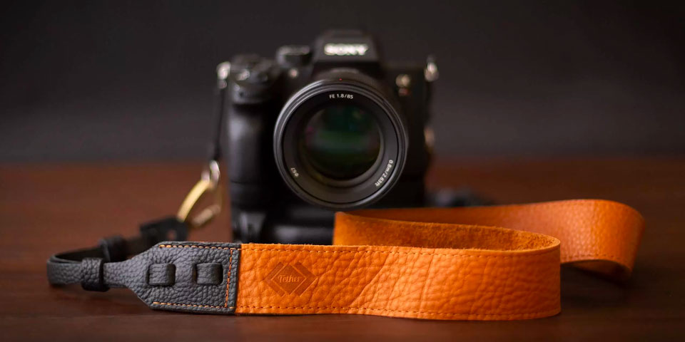 choosing the best leather camera strap