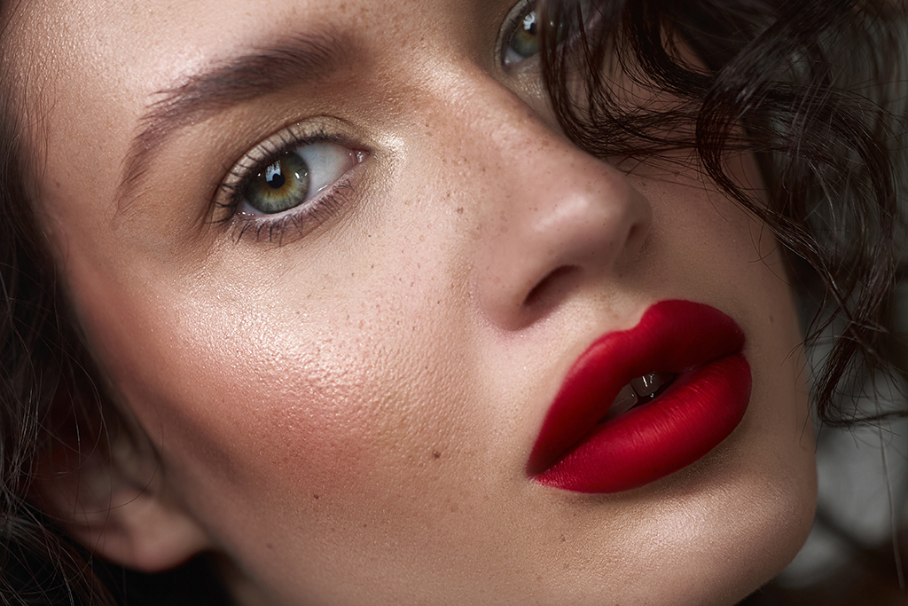 cupids bow lips image