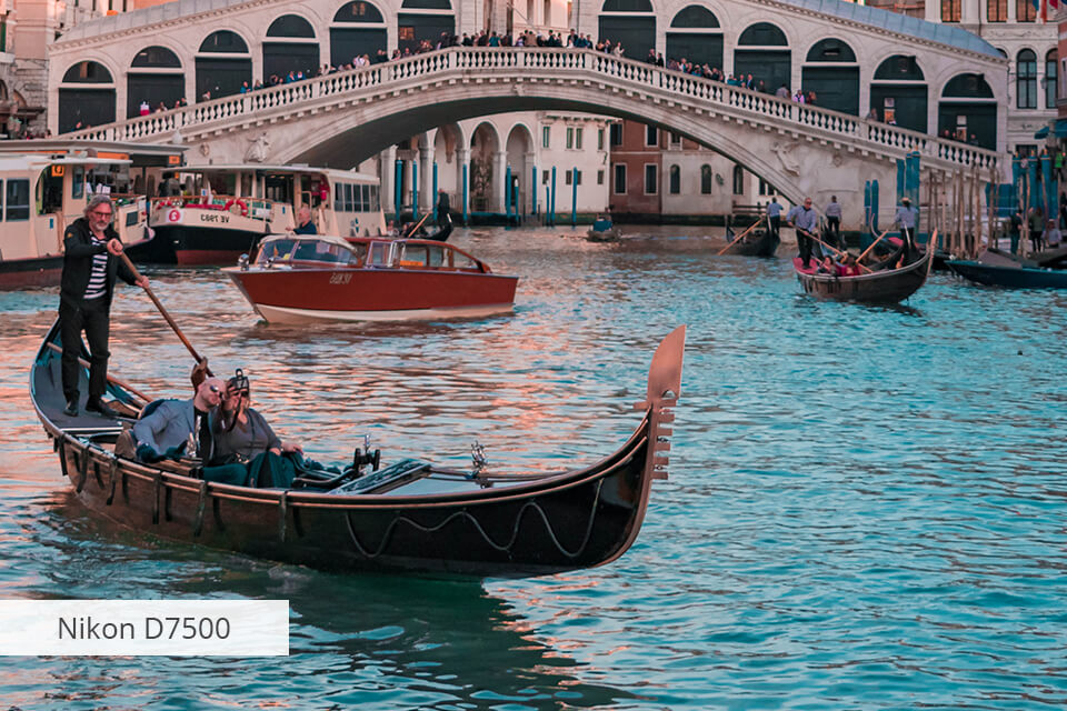 dslr camera with video nikon d7500