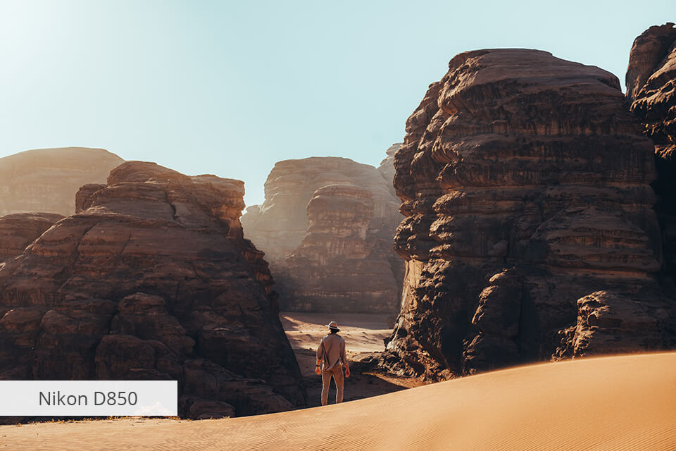 dslr camera with video nikon d850