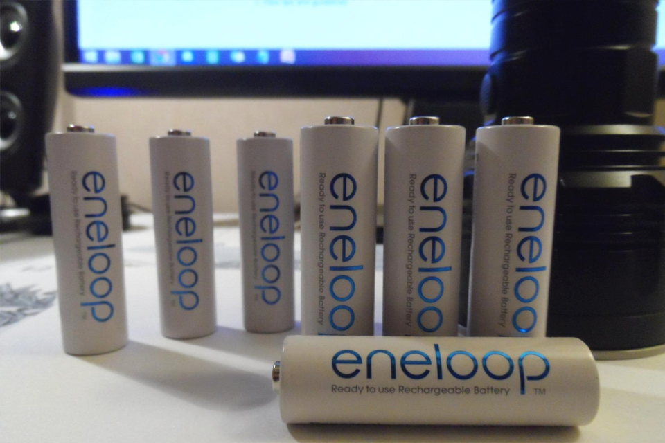 eneloop panasonic bk 3mcca8ba 2100 mah rechargeable aa batteries