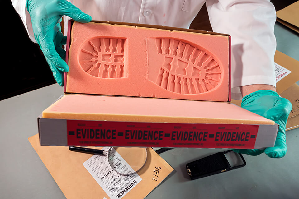 footwear photography forensic