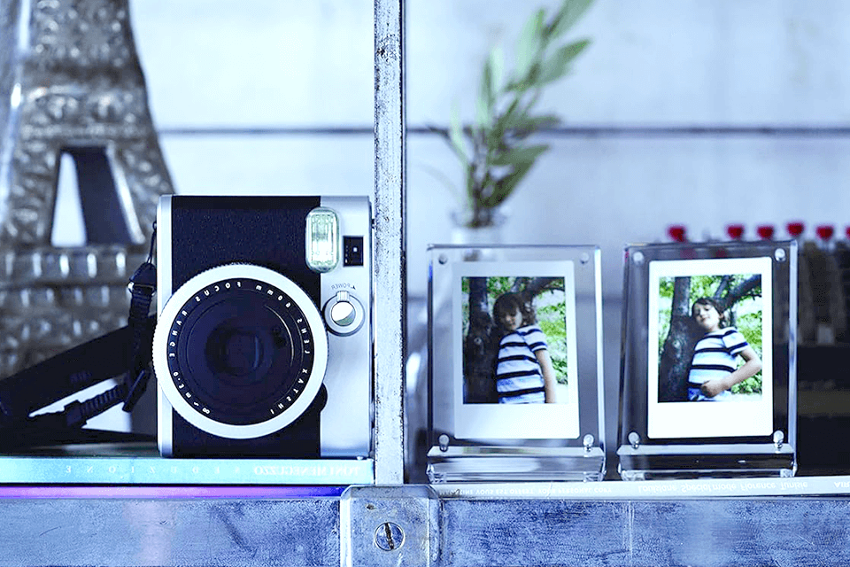 fujifilm instax mini 90 instant camera