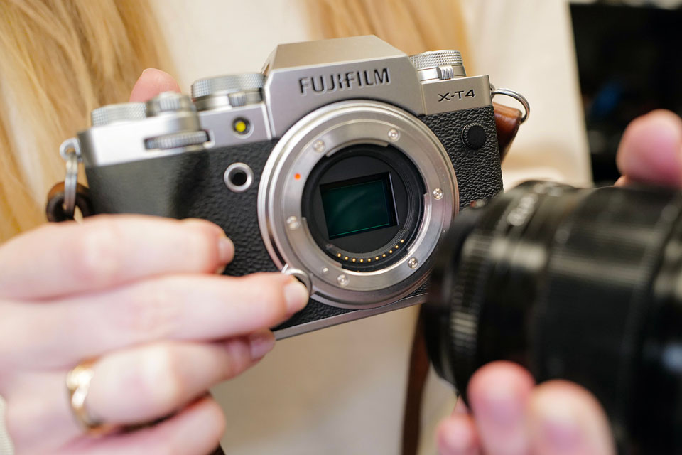 fujifilm x-t4 videography camera