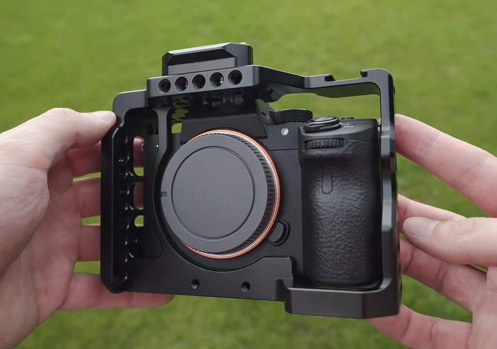 gifts for videographers camera cage