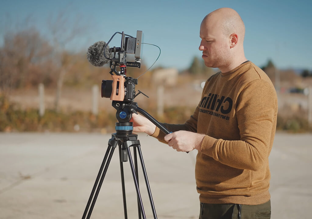 gifts for videographers portable tripod with fluid head