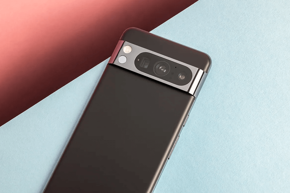 google pixel 8 pro camera phone