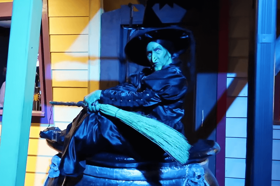 halloween video ideas haunted house