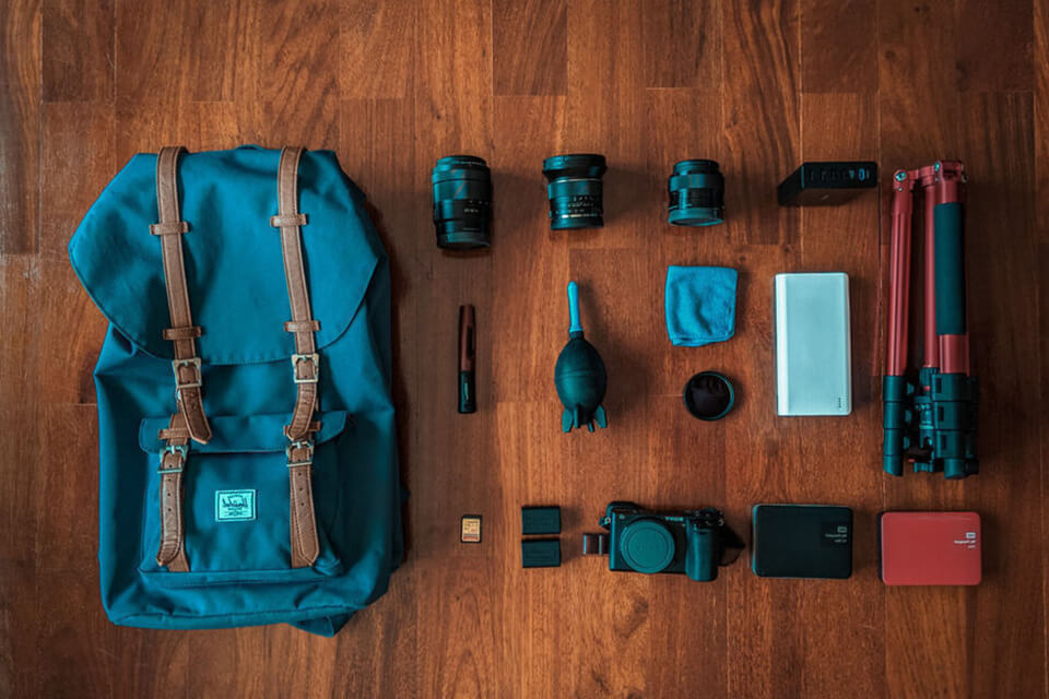 so wählen sie die beste kamera für rucksackreisen aus
