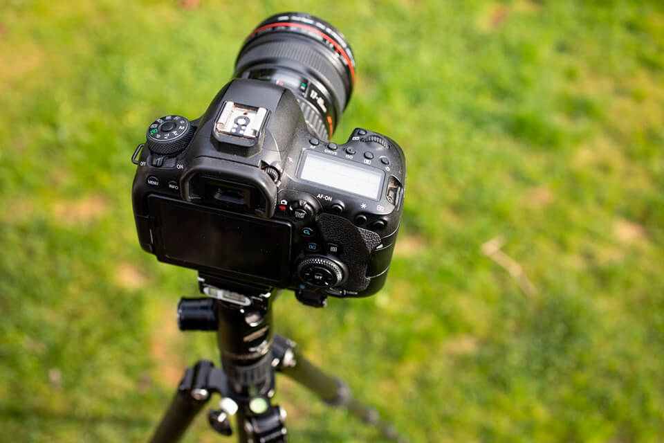 jak vybrat kulovou hlavu stativu