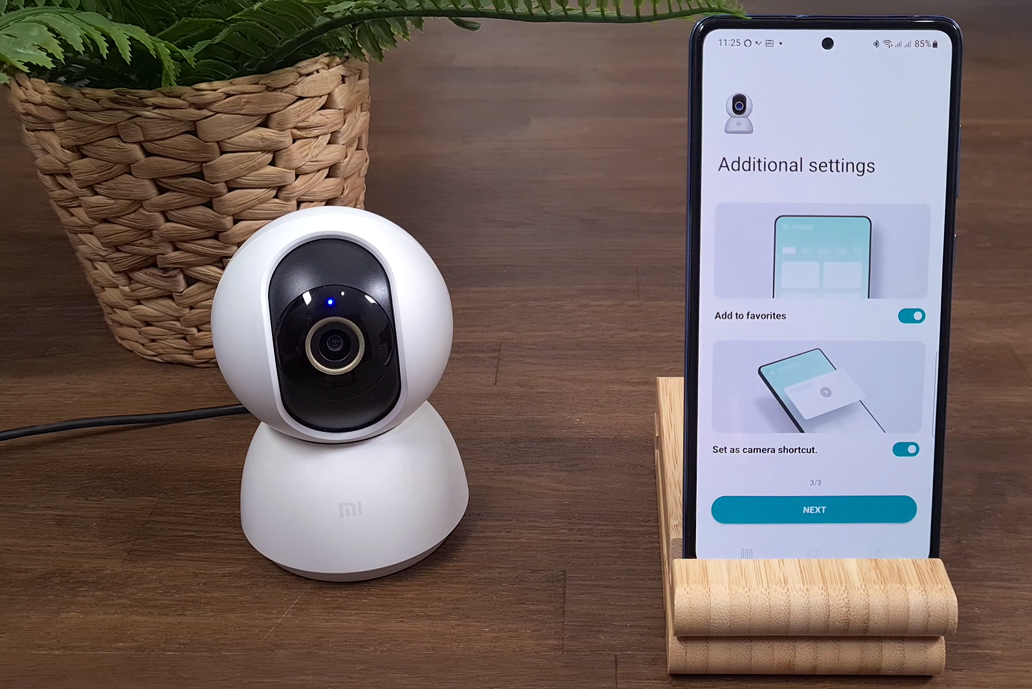 how to hook up a camera to a tv